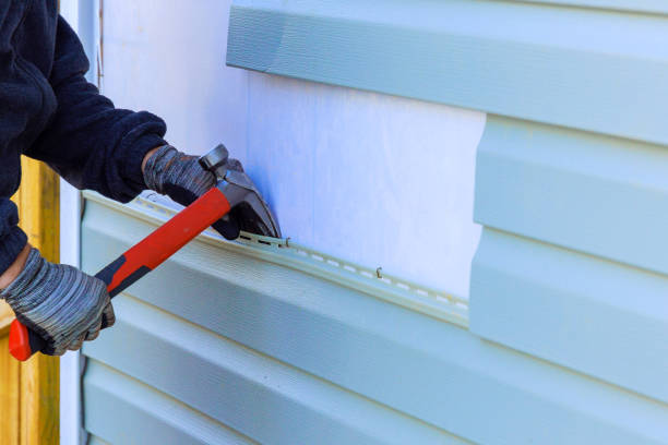 Reliable Siding Contractor contractor in New London, TX by Squared Siding